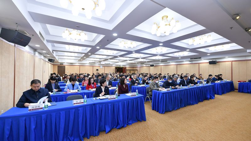 如何选择合适的考研专业课辅导老师：五大关键考量