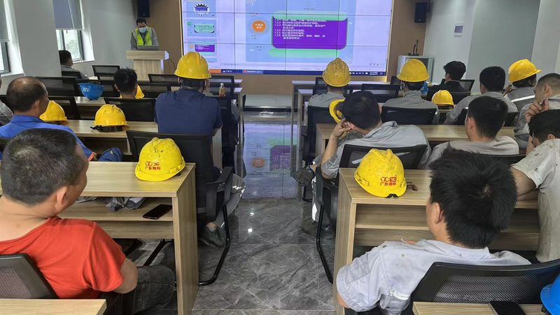 研究生周末补习班：收费标准背后的考量因素**